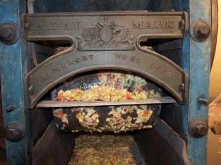 renovated apple-crusher compress